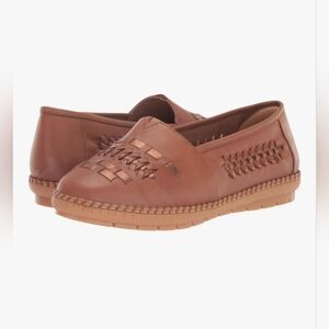 Trotters Womens Loafers